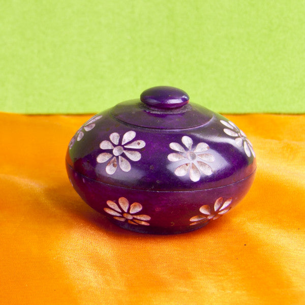 Blumendöschen aus Speckstein für Räucherstäbchen/Kegel „lila”