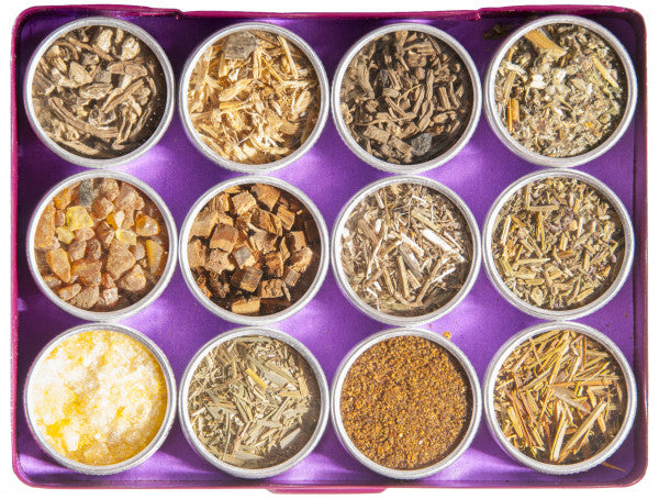Rauhnachtset – Räuchermischungen für die 12 Rauhnächte (12 Döschen in Box)