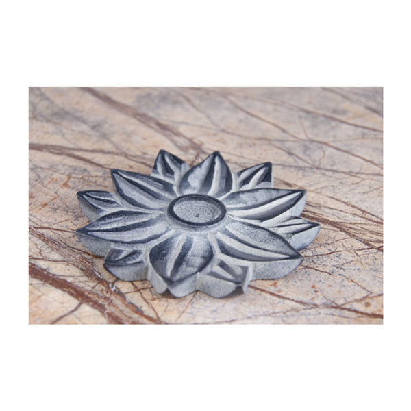 Stäbchenhalter / Kegelhalter “Lotusblume” aus Speckstein